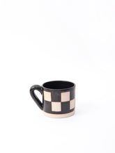 Load image into Gallery viewer, Petite Checkered Mug Onyx
